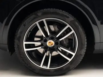 Porsche Cayenne Bose Pano R20 Sport Chrono