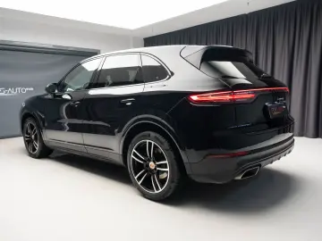 Porsche Cayenne Bose Pano R20 Sport Chrono