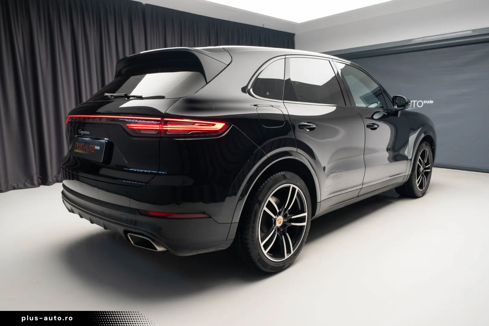 Porsche Cayenne Bose Pano R20 Sport Chrono