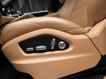 Porsche Cayenne Bose Pano R20 Sport Chrono