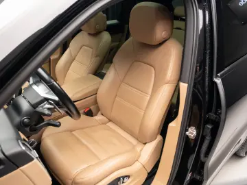 Porsche Cayenne Bose Pano R20 Sport Chrono