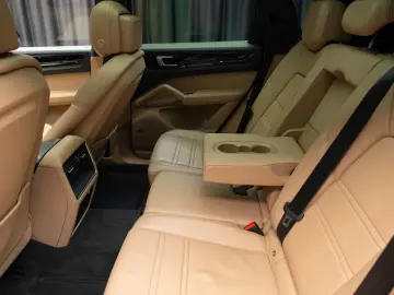 Porsche Cayenne Bose Pano R20 Sport Chrono