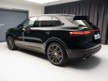 Porsche Cayenne Bose Pano R20