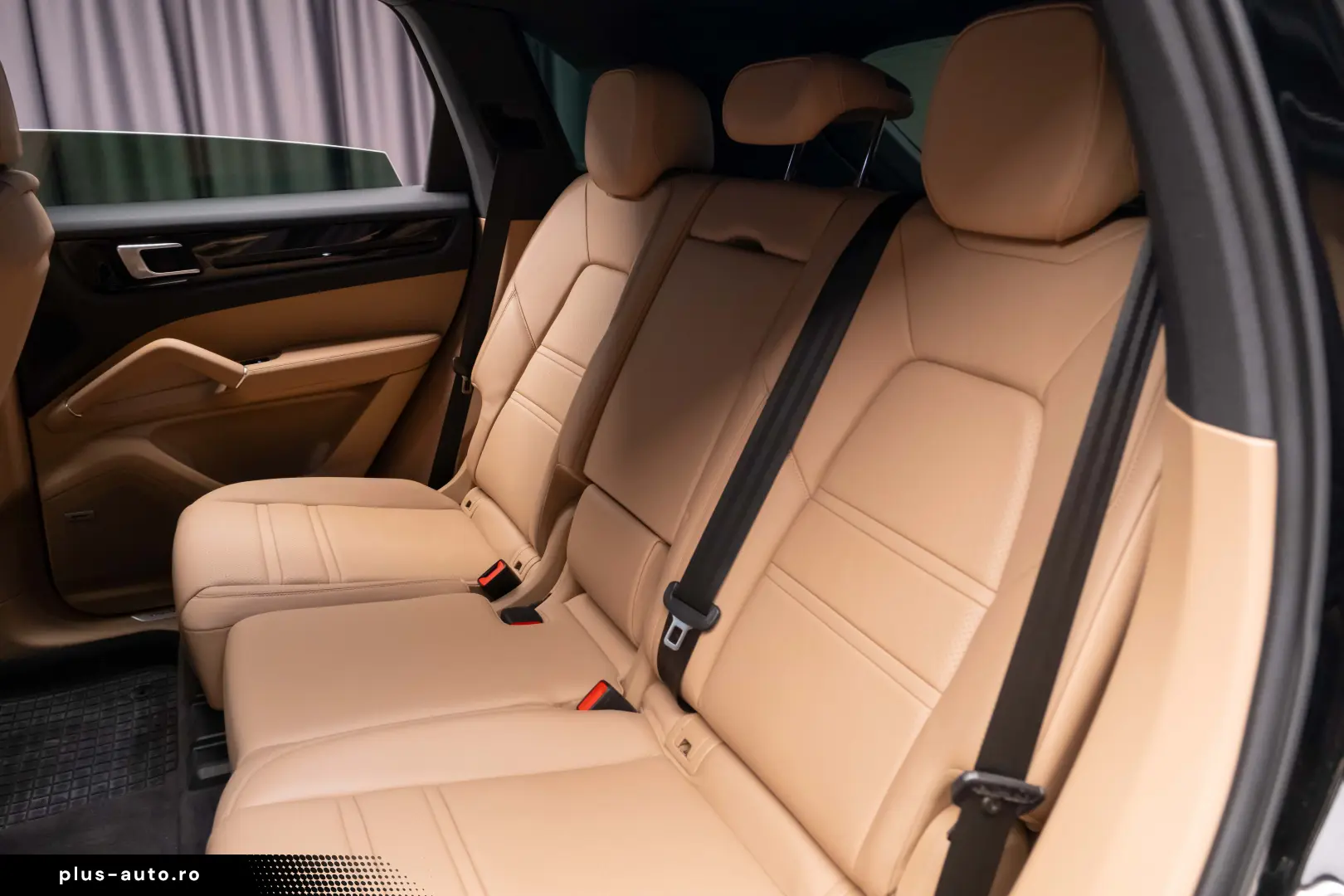 Porsche Cayenne Bose Pano R20