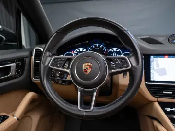 Porsche Cayenne Bose Pano R20