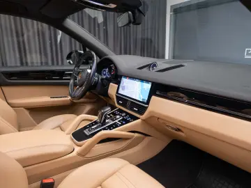 Porsche Cayenne Bose Pano R20
