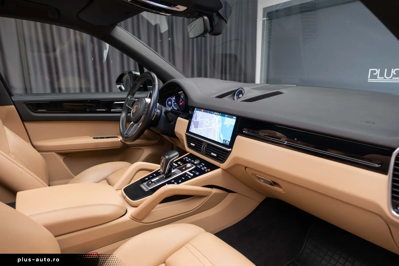 Porsche Cayenne Bose Pano R20