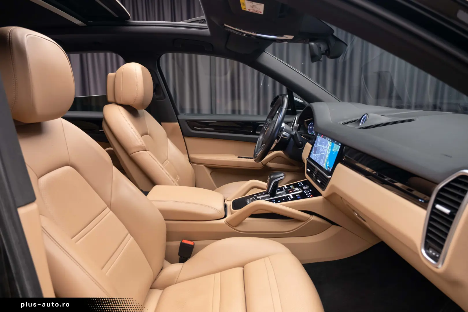 Porsche Cayenne Bose Pano R20