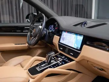 Porsche Cayenne Bose Pano R20