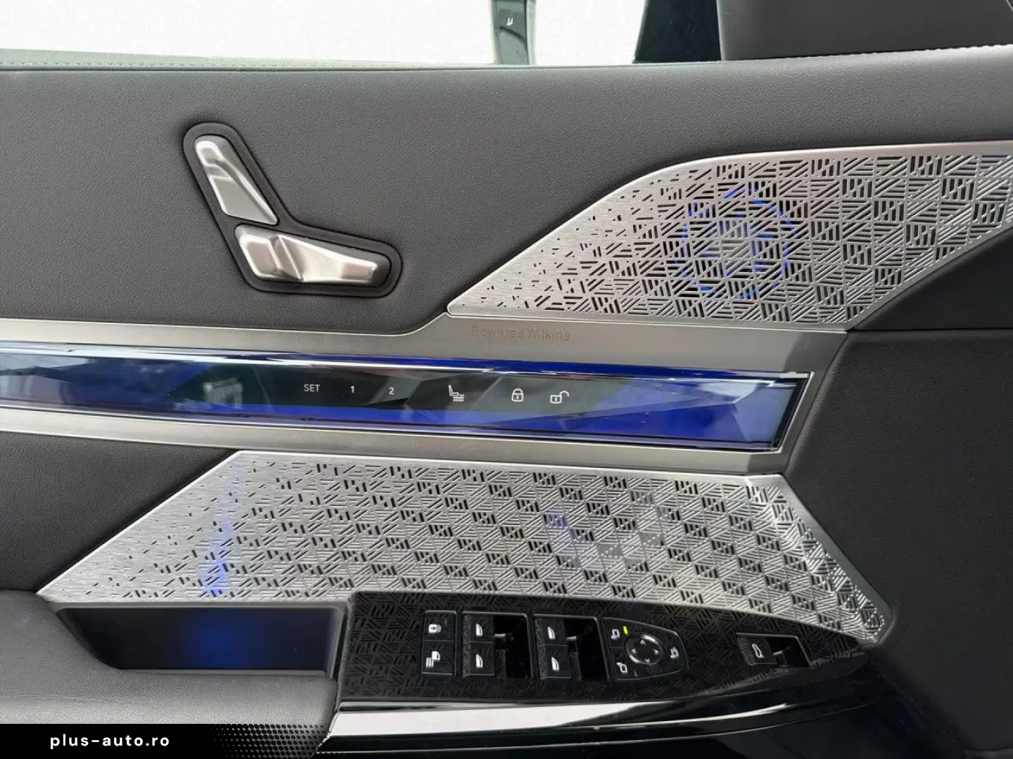 BMW 740d xDrive M Sport Pro Autobahnas LoungeSeating