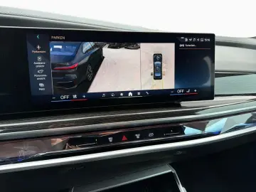 BMW 740d xDrive M Sport Pro Autobahnas LoungeSeating