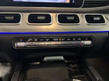 MERCEDES-BENZ GLE 300 d 4Matic