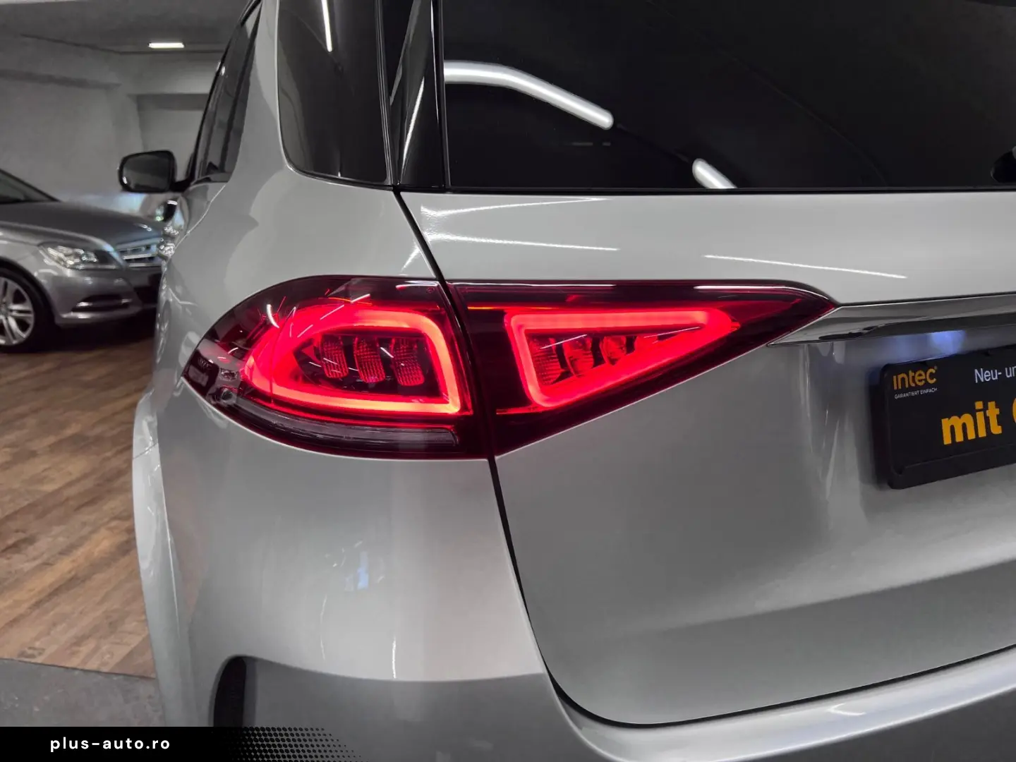 MERCEDES-BENZ GLE 300 d 4Matic