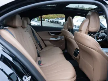 MERCEDES-BENZ E 200 AMG-Sport Super Pano Burm Night &hellip;