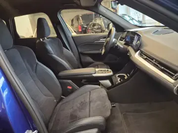 BMW X1 18 i sDrive M Sport  LED Navi Leder Kamera