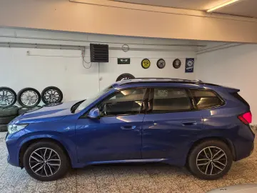 BMW X1 18 i sDrive M Sport  LED Navi Leder Kamera