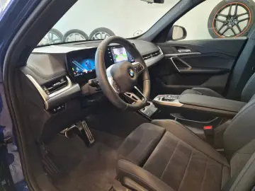 BMW X1 18 i sDrive M Sport  LED Navi Leder Kamera