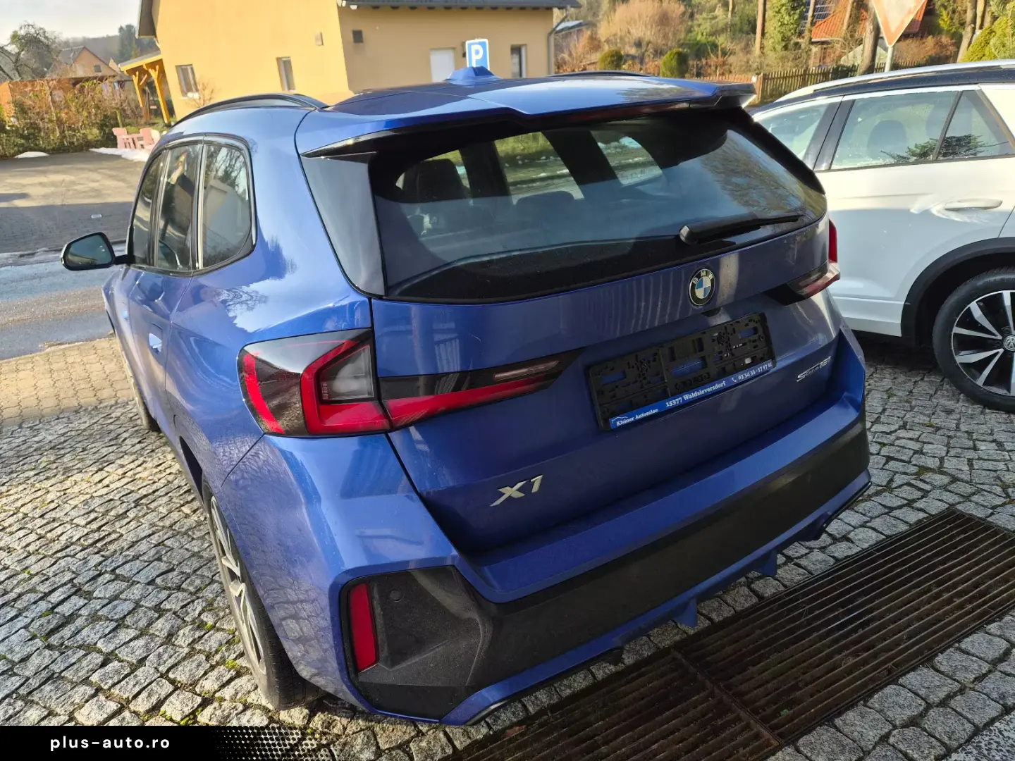 BMW X1 18 i sDrive M Sport  LED Navi Leder Kamera