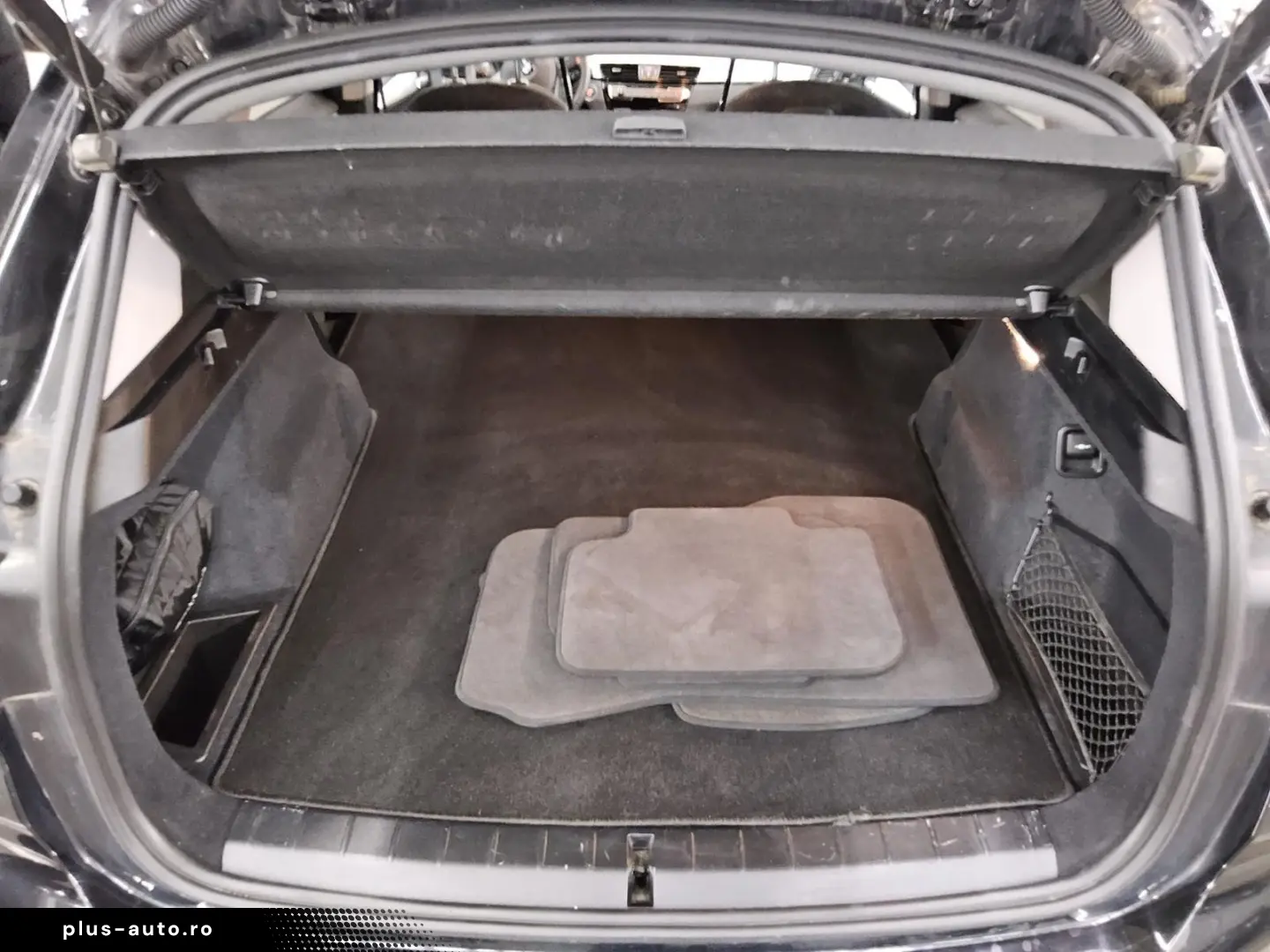 BMW X1 sDrive20d Advantage 2-Sitze Navi LED