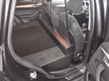 BMW X1 sDrive20d Advantage 2-Sitze Navi LED