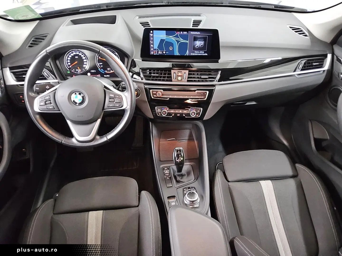 BMW X1 sDrive20d Advantage Navi LED HuD Hifi RFK