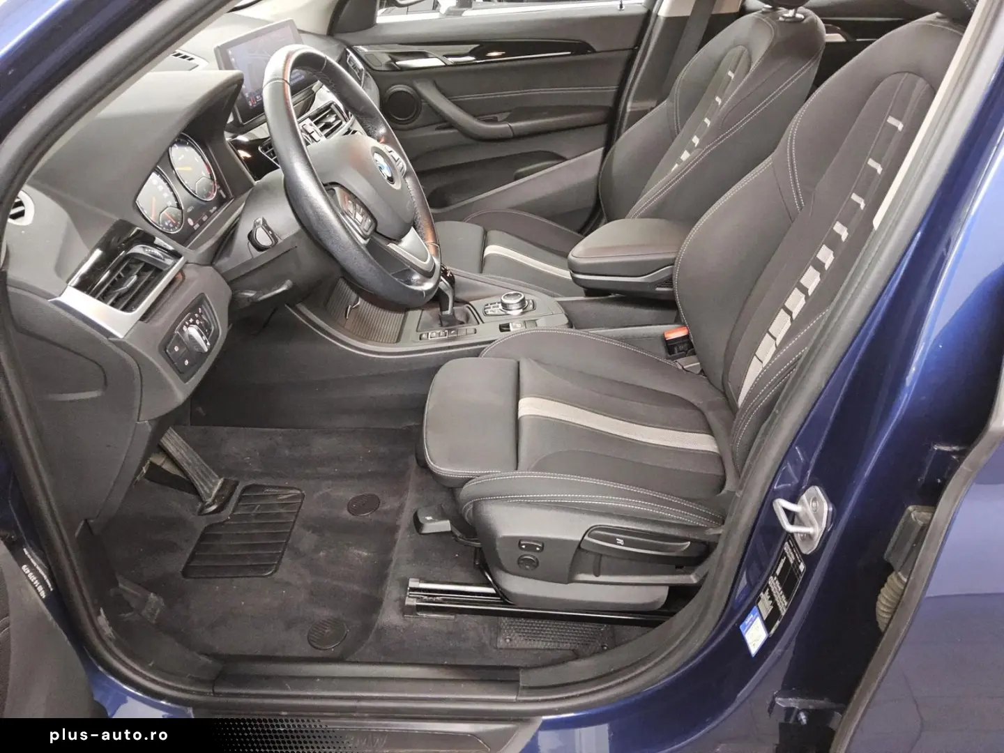 BMW X1 sDrive20d Advantage Navi LED HuD Hifi RFK