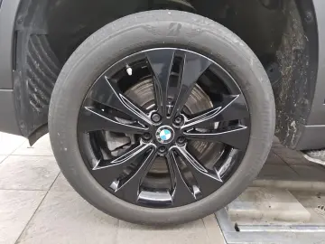 BMW X1 sDrive20d Advantage Navi LED HuD Hifi RFK