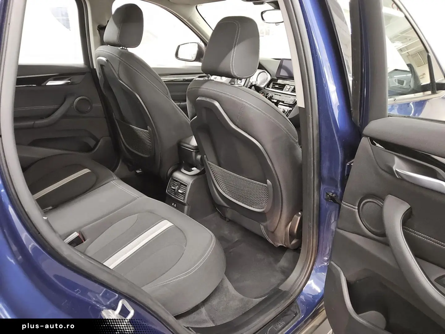 BMW X1 sDrive20d Advantage Navi LED HuD Hifi RFK