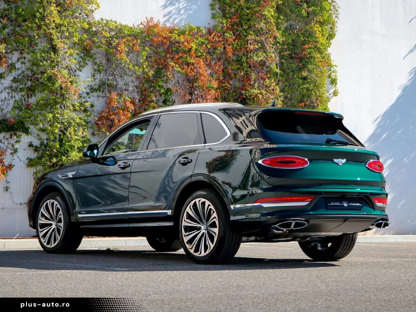 Bentley Bentayga Azure  Art Deco  (1 of 3) V8 4.0 550hp