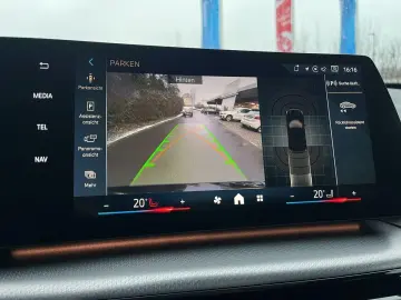 BMW X1 sDrive18i M-SPORT   AHK   PANO