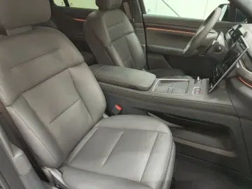 NIO EL8 Executive 100kWh 22  AHK Premium NOMI BaaS