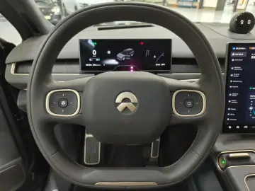NIO EL8 Executive 100kWh 22  AHK Premium NOMI BaaS