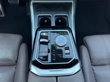 BMW 740 d xDrive  M-Sport StandHZG AHK Massagesitze