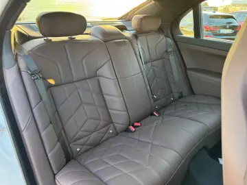 BMW 740 d xDrive  M-Sport StandHZG AHK Massagesitze