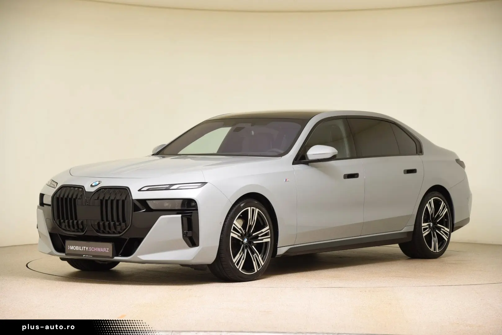 BMW 740d xDrive M Sport Pro ACC LED Pano HUD B&W