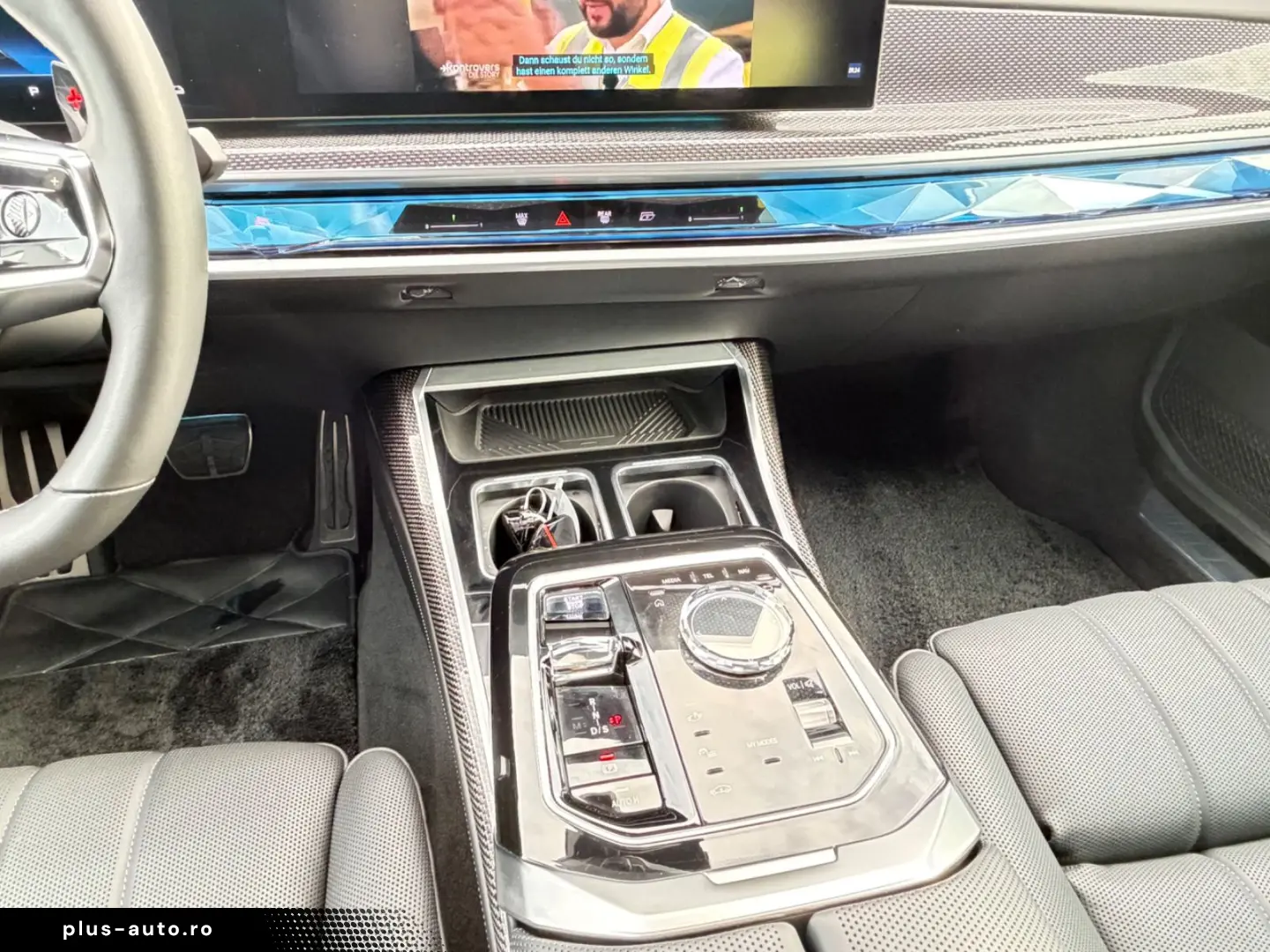 BMW M760e xDrive Two Tone Individual 3xTV SkyLounge