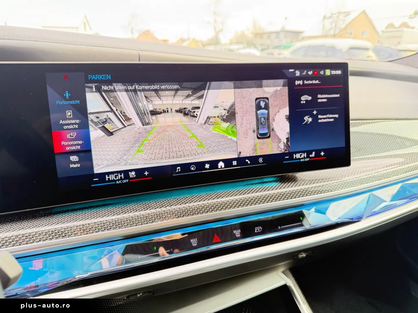 BMW M760e xDrive Two Tone Individual 3xTV SkyLounge