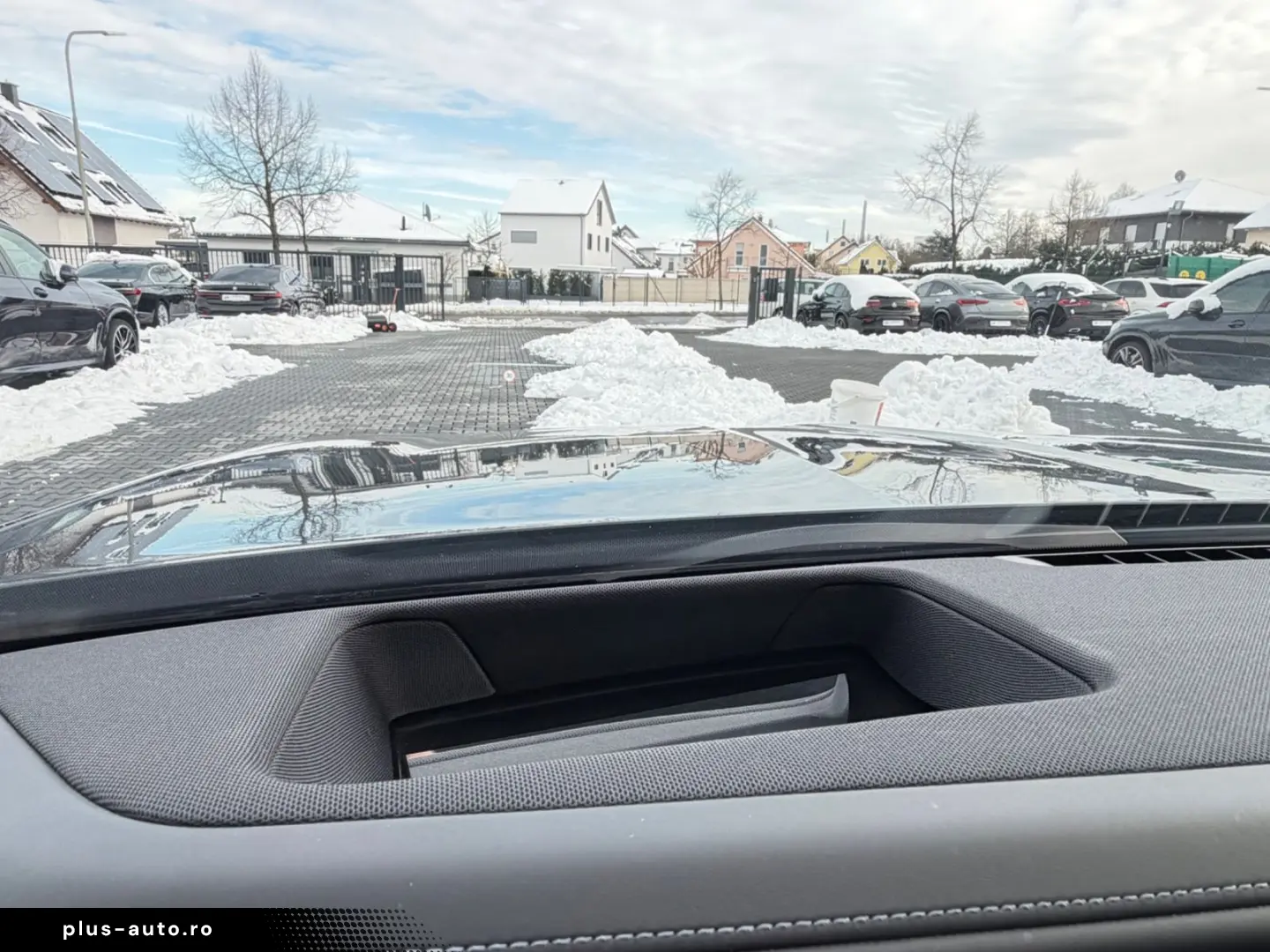 BMW M760e xDrive Two Tone Individual 3xTV SkyLounge