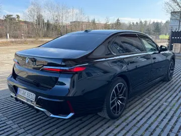 BMW 740d xDrive M Sport Executive Sky Lounge Massage