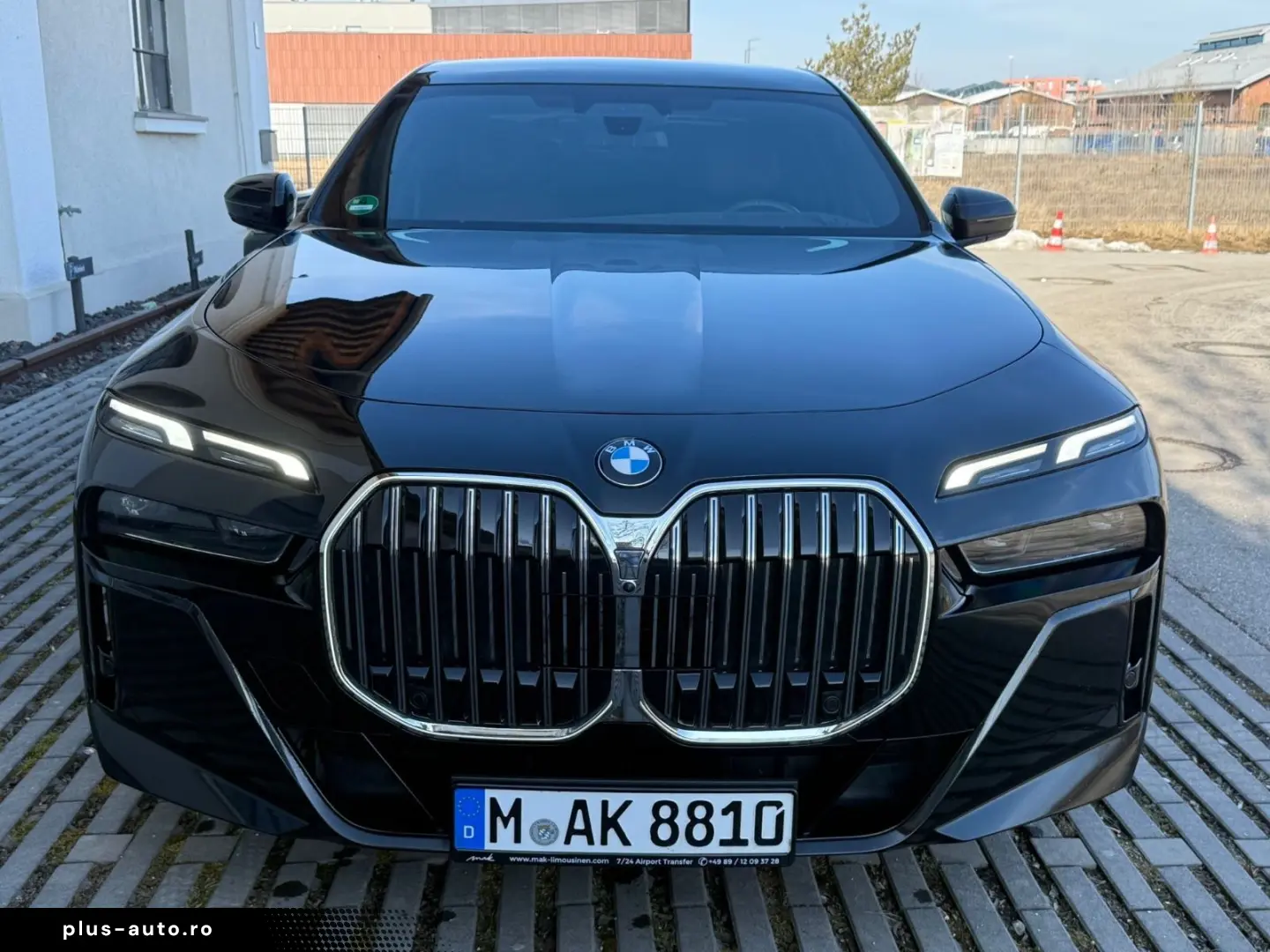 BMW 740d xDrive M Sport Executive Sky Lounge Massage