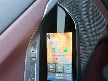 BMW 740d xDrive M Sport Executive Sky Lounge Massage