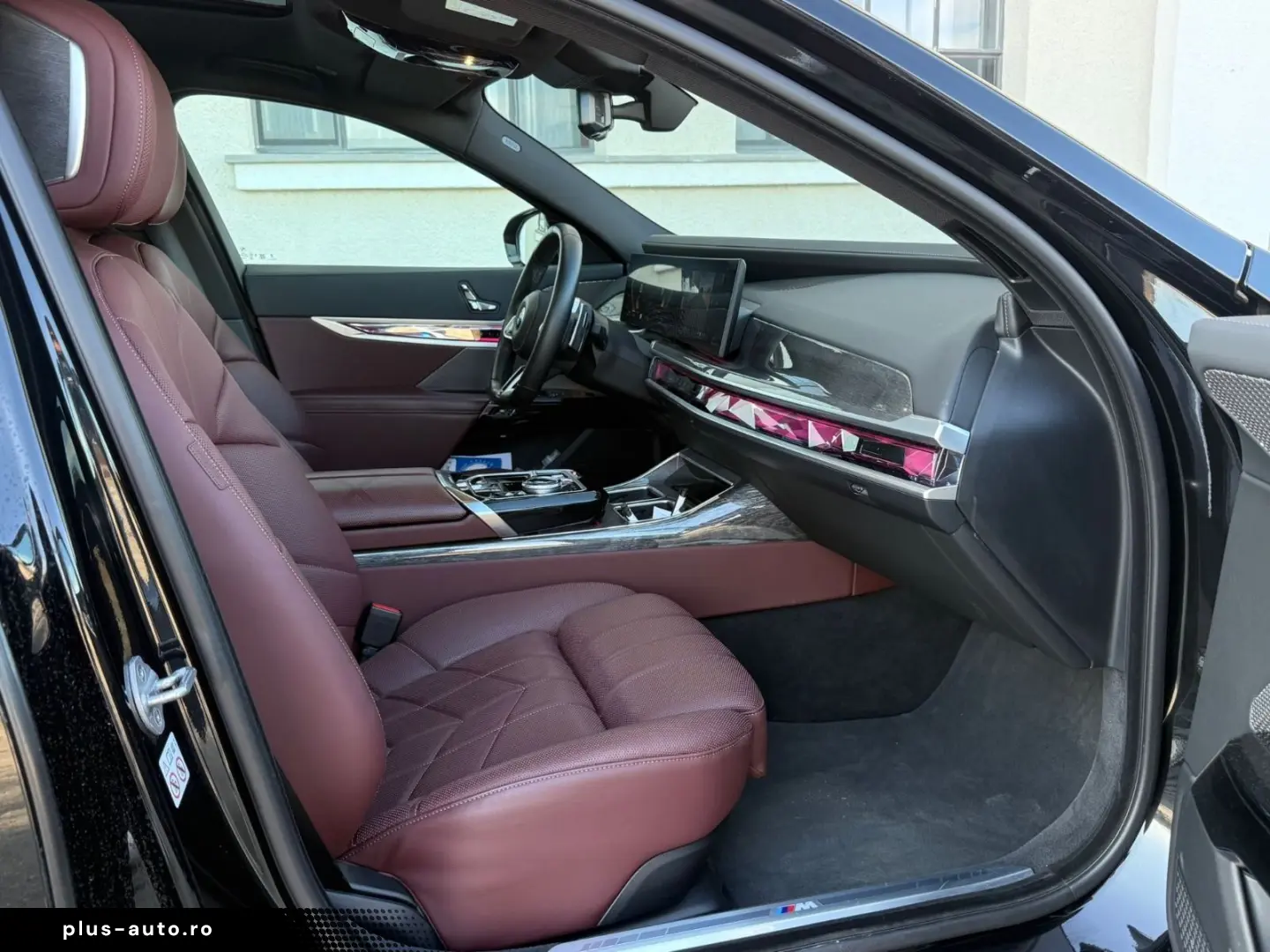 BMW 740d xDrive M Sport Executive Sky Lounge Massage