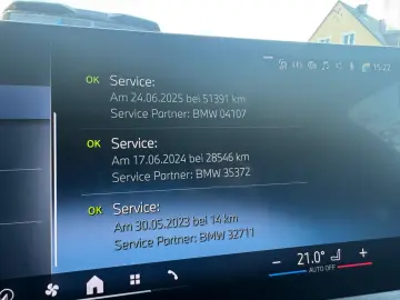 BMW 740d xDrive M Sport Executive Sky Lounge Massage