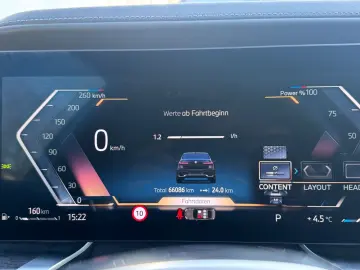 BMW 740d xDrive M Sport Executive Sky Lounge Massage