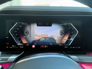 BMW 740d xDrive M Sport Executive Sky Lounge Massage