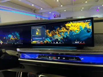 BMW M760e xDrive  Individual Edition UnfallfreI 1.Hd