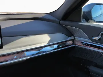 BMW 750e xD M SPORT PRO DAPro 360  FondEnt ExecuLo