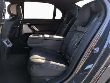 BMW 750e xD M SPORT PRO DAPro 360  FondEnt ExecuLo