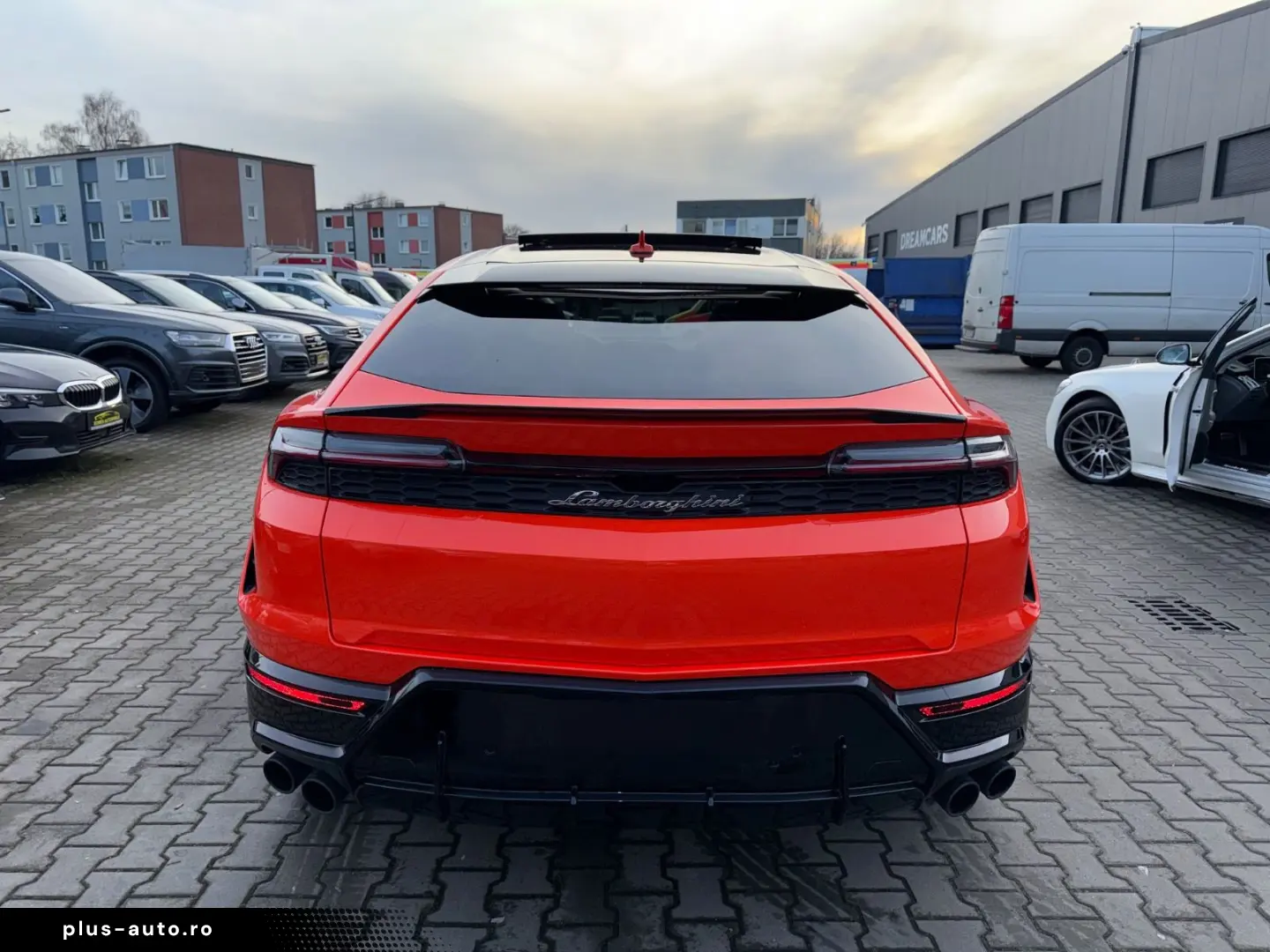LAMBORGHINI Urus 4.0 V8 PHEV SE B&O 3D  Rear Entertainment