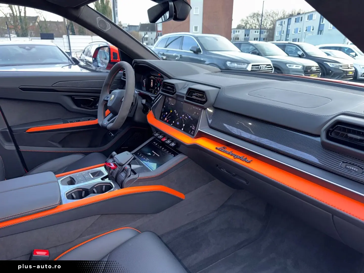 LAMBORGHINI Urus 4.0 V8 PHEV SE B&O 3D  Rear Entertainment